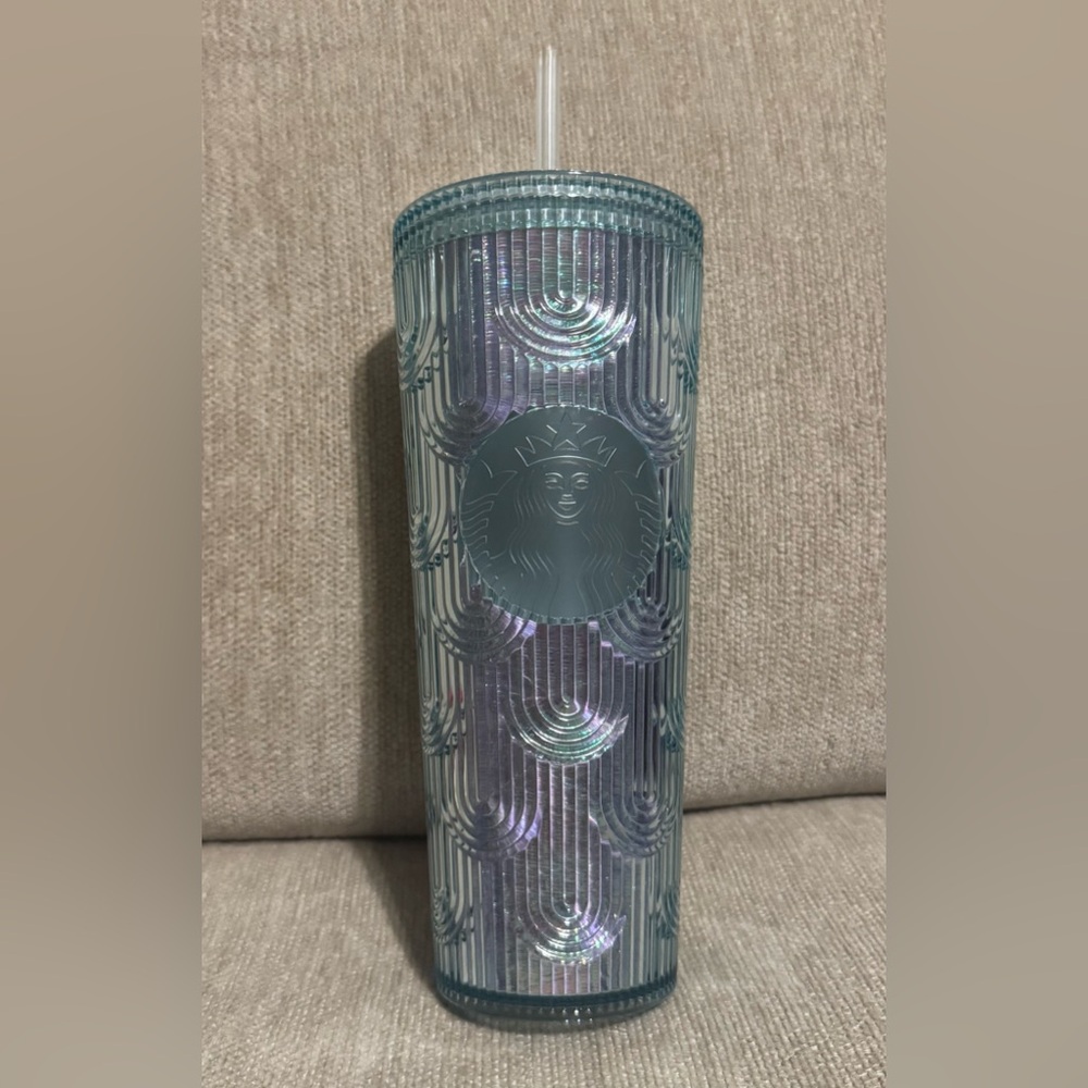 Starbucks Iridescent Mermaid Scales Purple Blue Tumbler Cold Cup Venti 24oz